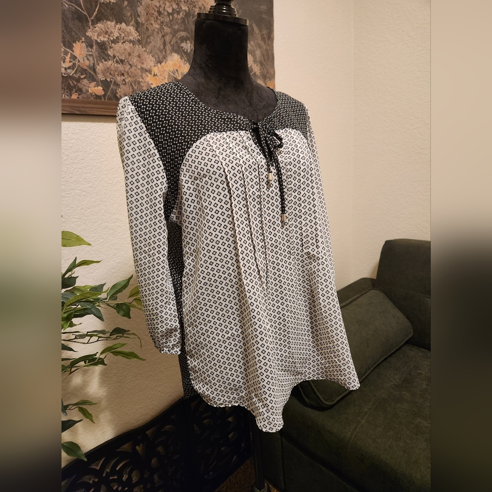 Black and white blouse